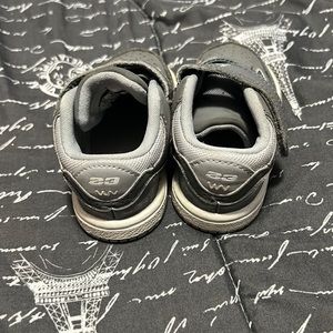 Jordan shoes size 4C grey white 654954-021